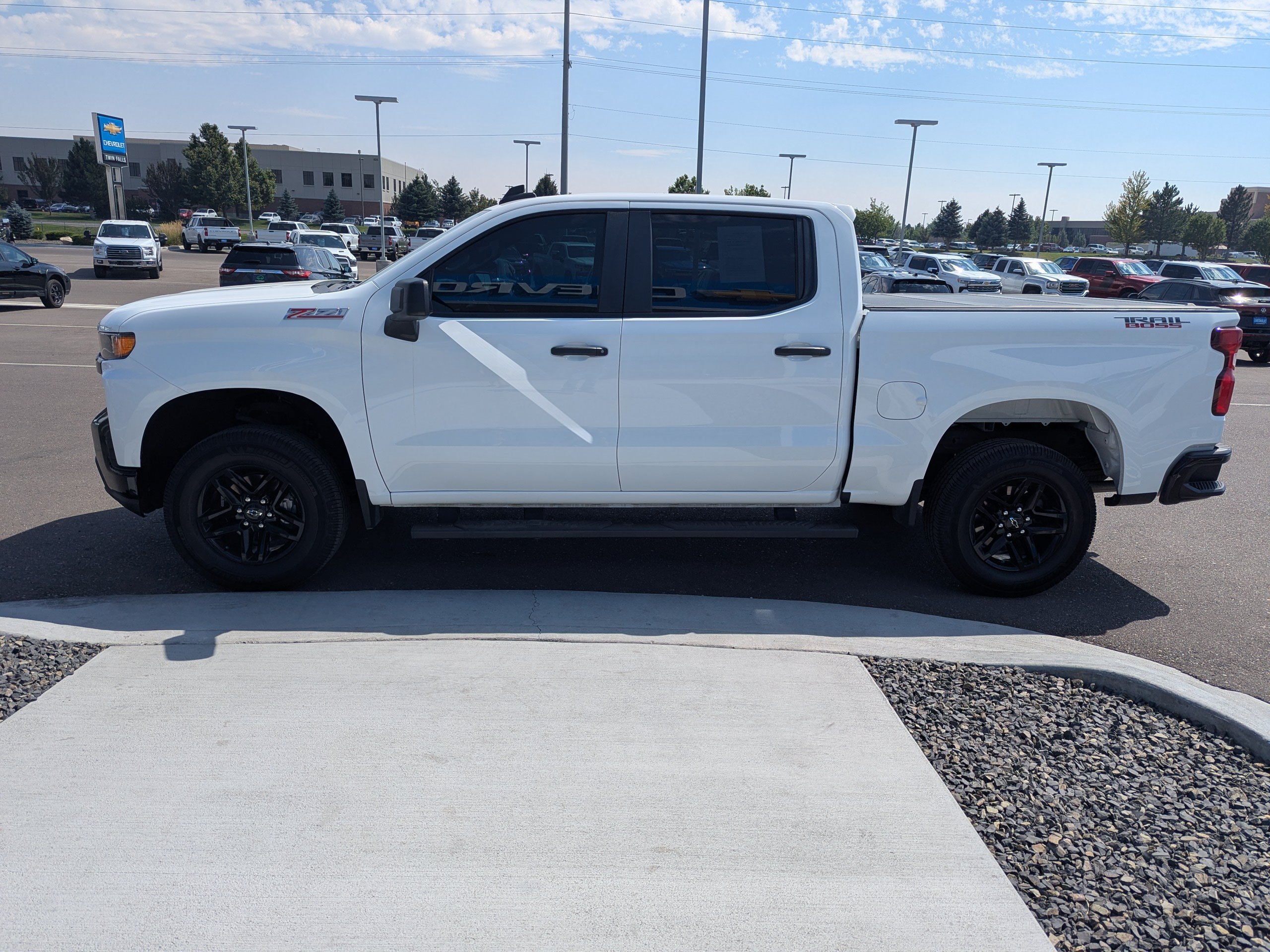 Certified 2021 Chevrolet Silverado 1500 Custom Trail Boss AWD/4WD image 8