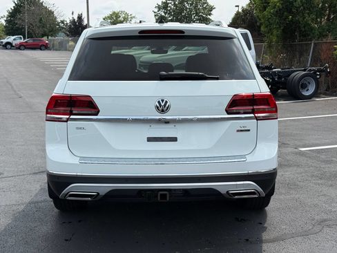 Used 2018 Volkswagen Atlas SEL Premium AWD/4WD image 5