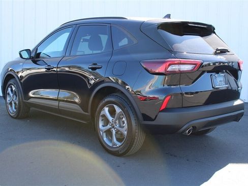 Used 2025 Ford Escape ST-Line Select AWD/4WD image 2