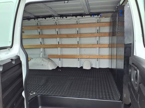Used 2024 GMC Savana 2500 w/ Driver Convenience Package RWD image 22