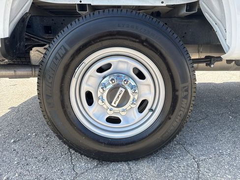 Used 2024 Ford F250 XL w/ XL Chrome Package AWD/4WD image 12