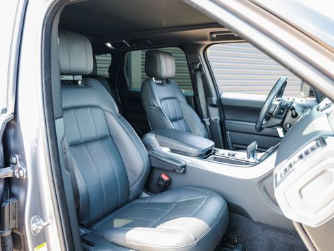 Used 2022 Land Rover Range Rover Sport HSE Silver Edition image 28