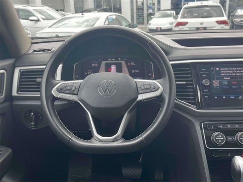Used 2022 Volkswagen Atlas SEL image 16
