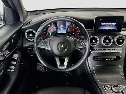 Used 2018 Mercedes-Benz GLC 300 4MATIC image 21