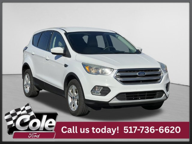 Used 2017 Ford Escape SE AWD/4WD image 1