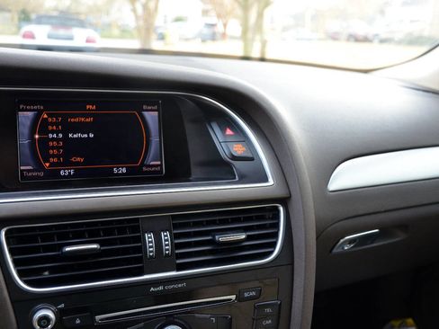 Used 2013 Audi A4 2.0T Premium image 17