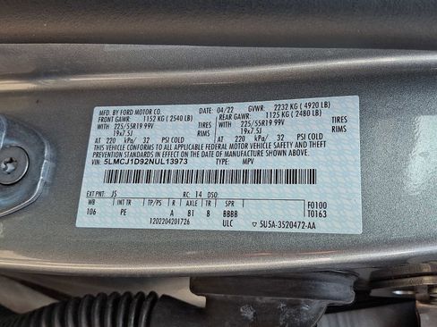 Used 2022 Lincoln Corsair AWD w/ Premium Package image 26