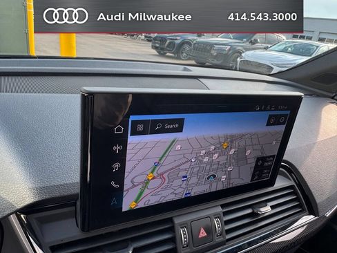 Used 2025 Audi SQ5 Premium Plus w/ Premium Plus Package AWD/4WD image 16