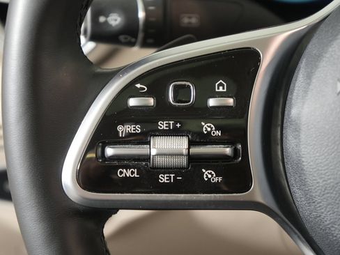 Certified 2021 Mercedes-Benz C 300 4MATIC Sedan image 21
