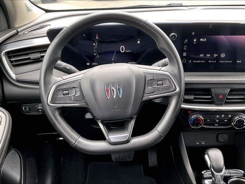 Used 2024 Buick Encore GX Sport Touring image 16
