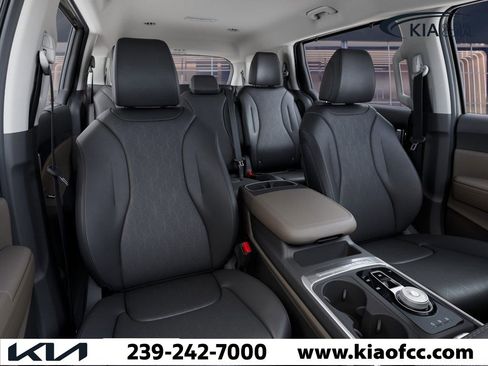 New 2026 Kia Carnival EX image 15