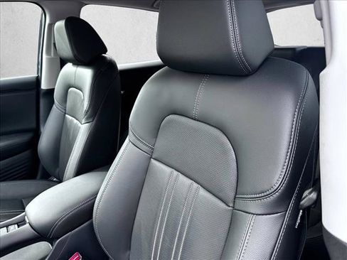 Certified 2024 Honda HR-V EX-L image 19