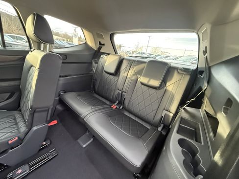 New 2026 Volkswagen Atlas SEL Premium R-Line image 22