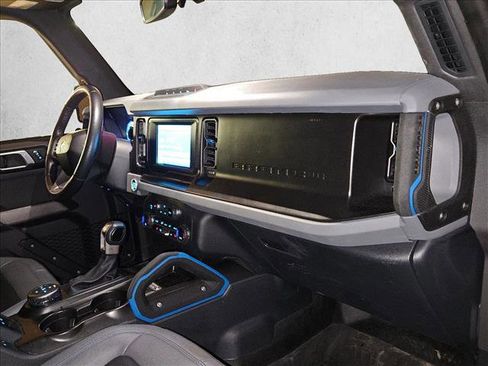 Used 2023 Ford Bronco Black Diamond w/ Sasquatch Package image 25