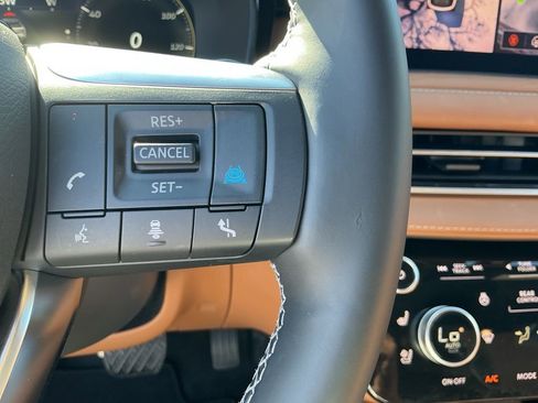 Certified 2026 INFINITI QX60 Autograph w/ Autograph Tech Package image 17