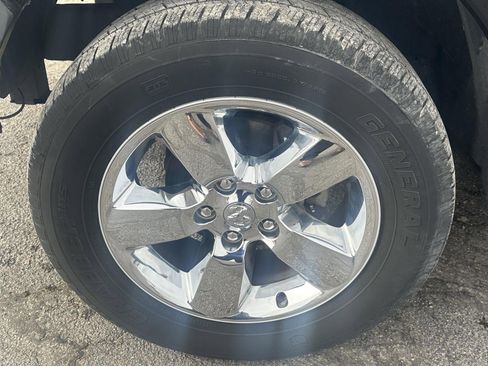 Used 2018 RAM 1500 Express w/ Express Value Package image 11