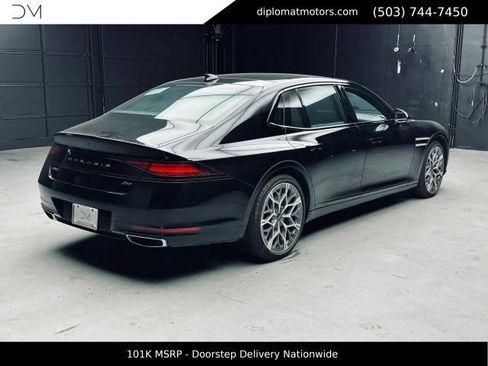 Used 2025 Genesis G90 3.5T AWD/4WD image 6