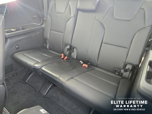 Used 2025 Kia Telluride S AWD/4WD image 34