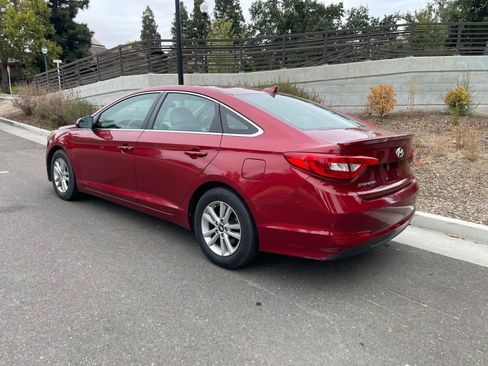 Used 2015 Hyundai Sonata SE image 27