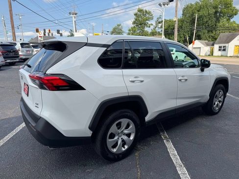 Used 2023 Toyota RAV4 LE AWD/4WD image 6