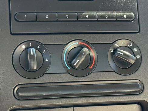 Used 2008 Ford F350 XL image 23