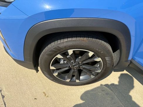 Used 2025 Chevrolet Equinox RS w/ Safety and Technology Package AWD/4WD image 34
