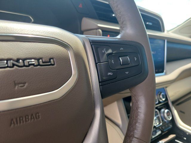 Used 2021 GMC Yukon XL Denali w/ Denali Premium Package RWD image 31