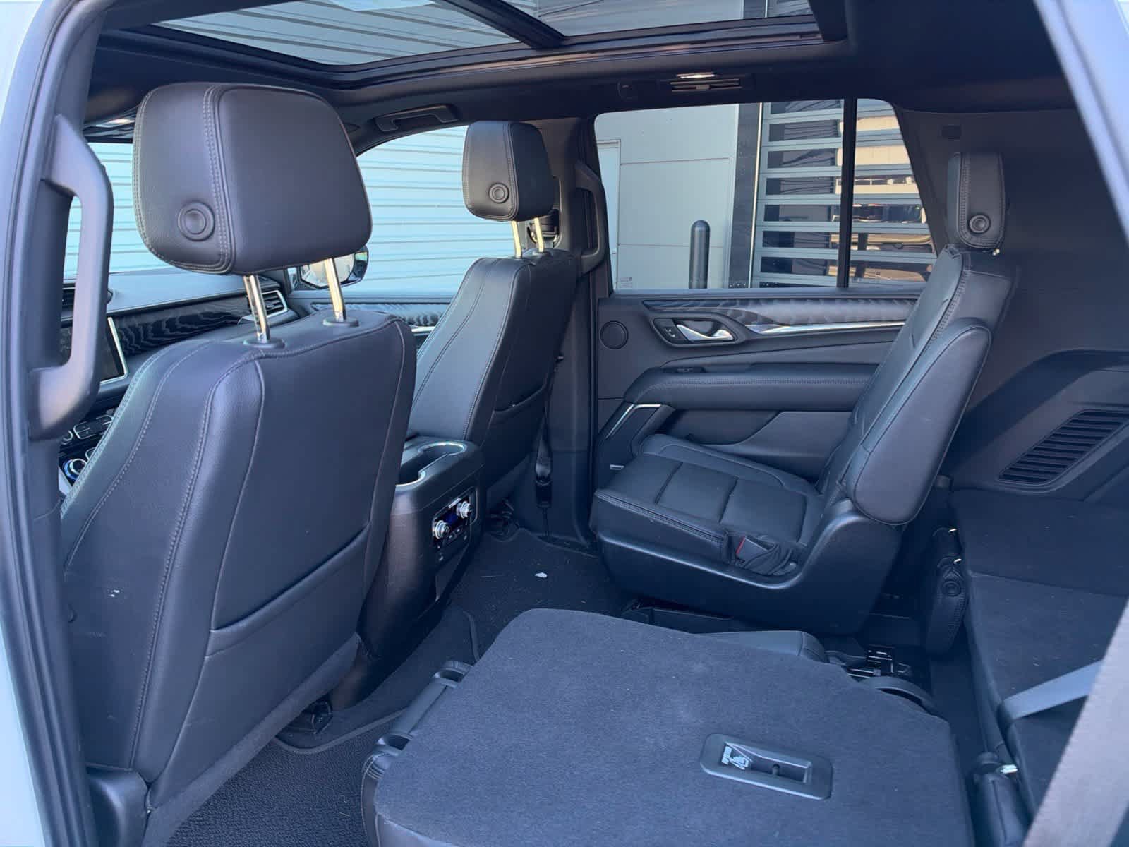 Used 2023 GMC Yukon Denali w/ Max Trailering Package AWD/4WD image 10