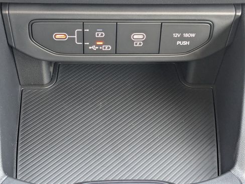 New 2026 Kia K4 FWD image 25