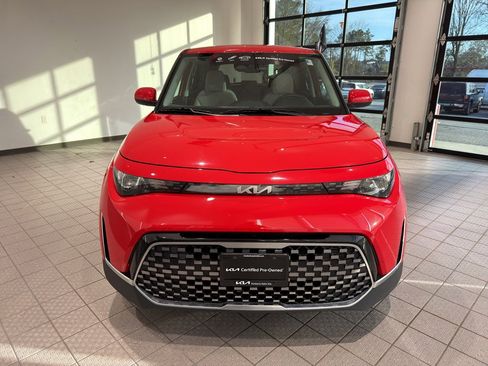 Certified 2024 Kia Soul EX image 8