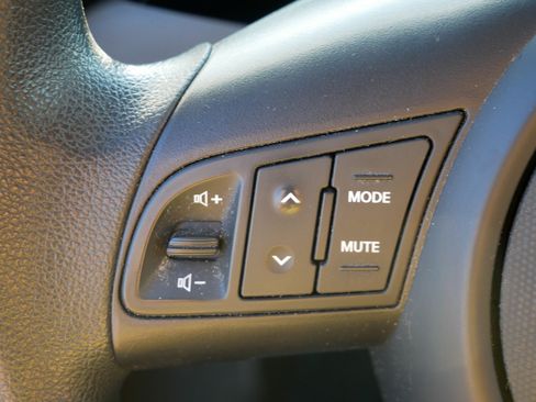 Used 2012 Kia Soul FWD image 23