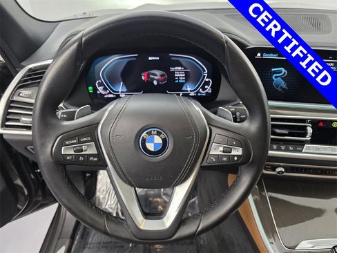 Used 2022 BMW X5 xDrive45e w/ Premium Package image 18
