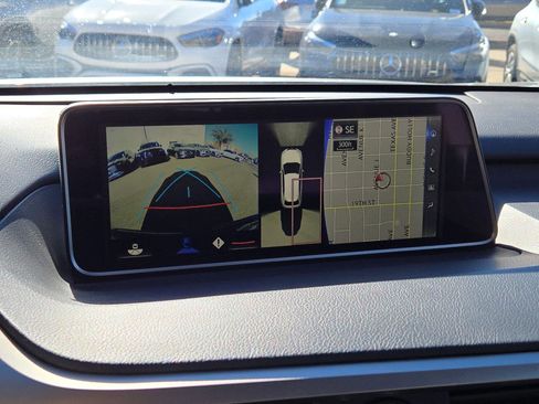 Used 2018 Lexus RX 350L Luxury image 18