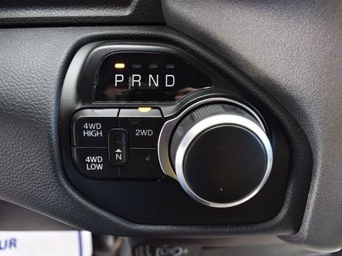 New 2024 RAM 3500 Tradesman w/ Chrome Appearance Group image 25