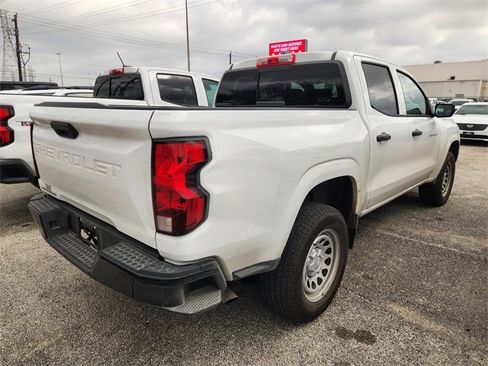 Used 2023 Chevrolet Colorado W/T w/ WT Convenience Package image 5