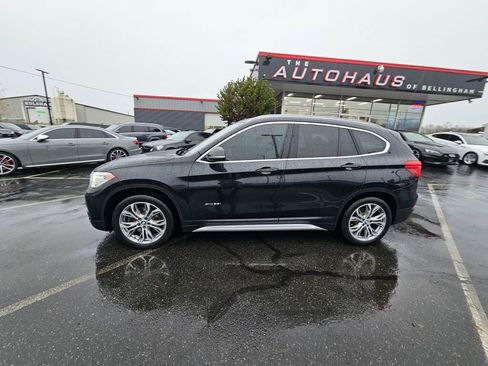 Used 2017 BMW X1 xDrive28i image 2