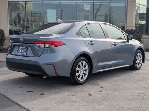 Used 2025 Toyota Corolla LE image 5