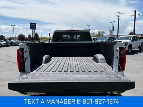 New 2026 GMC Sierra 3500 SLT w/ SLT Premium Package AWD/4WD image 9
