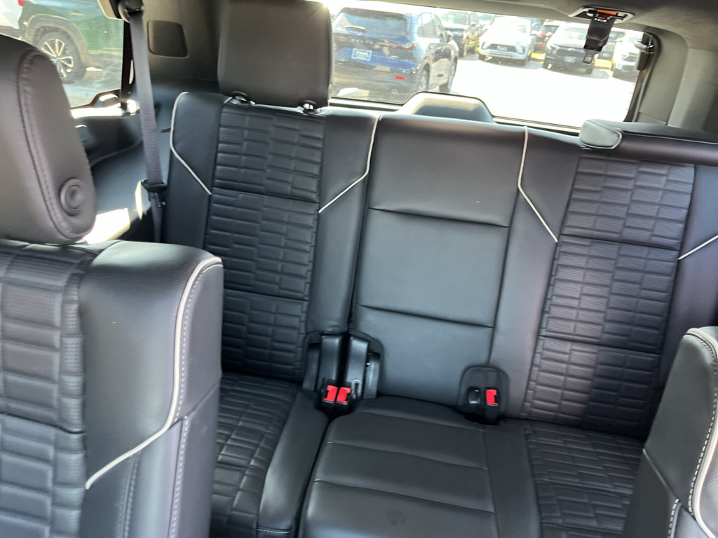 Used 2021 Cadillac Escalade Sport Platinum w/ LPO, ONYX Package AWD/4WD image 41