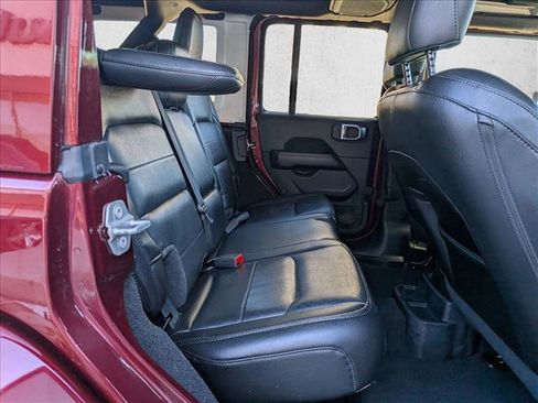 Used 2021 Jeep Wrangler Unlimited Sahara image 20