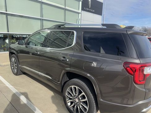 Used 2020 GMC Acadia Denali w/ Technology Package image 5