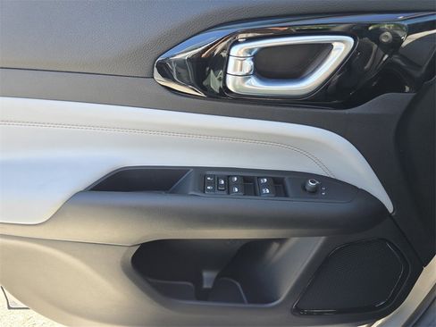 New 2026 Jeep Compass Limited image 13