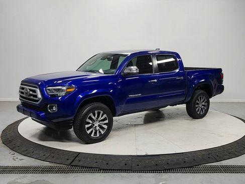 Used 2022 Toyota Tacoma Limited RWD image 3