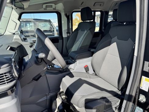 New 2025 INEOS Grenadier Trialmaster Edition image 9