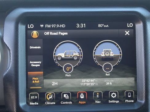 Used 2022 Jeep Wrangler Unlimited Sahara AWD/4WD image 33