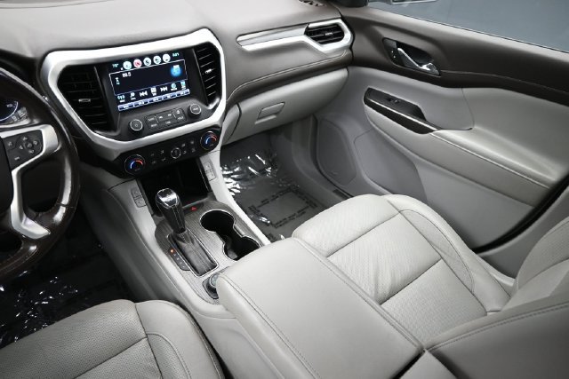 Used 2019 GMC Acadia SLT FWD image 10