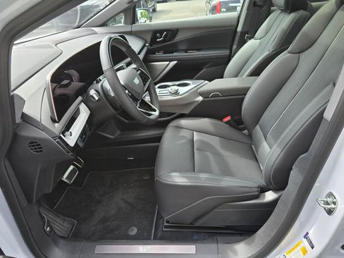 New 2026 Cadillac Optiq Luxury 2 AWD/4WD image 31