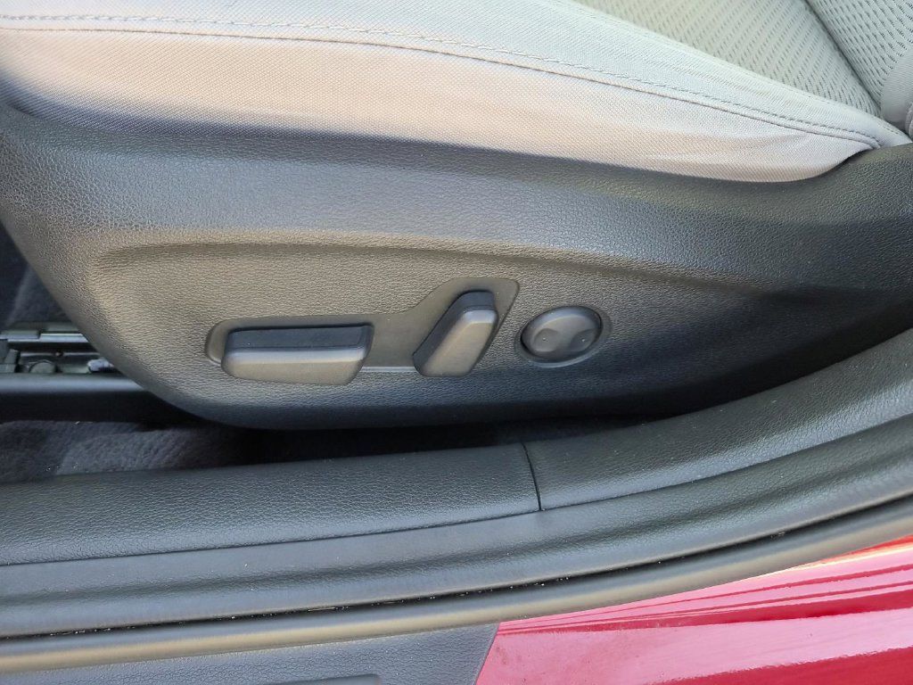 Used 2018 Hyundai Sonata SEL FWD image 19