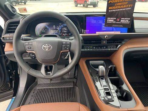 New 2026 Toyota Crown Signia image 20