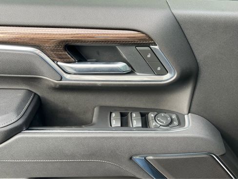 Used 2025 Chevrolet Silverado 2500 LT w/ Trail Boss Package image 29